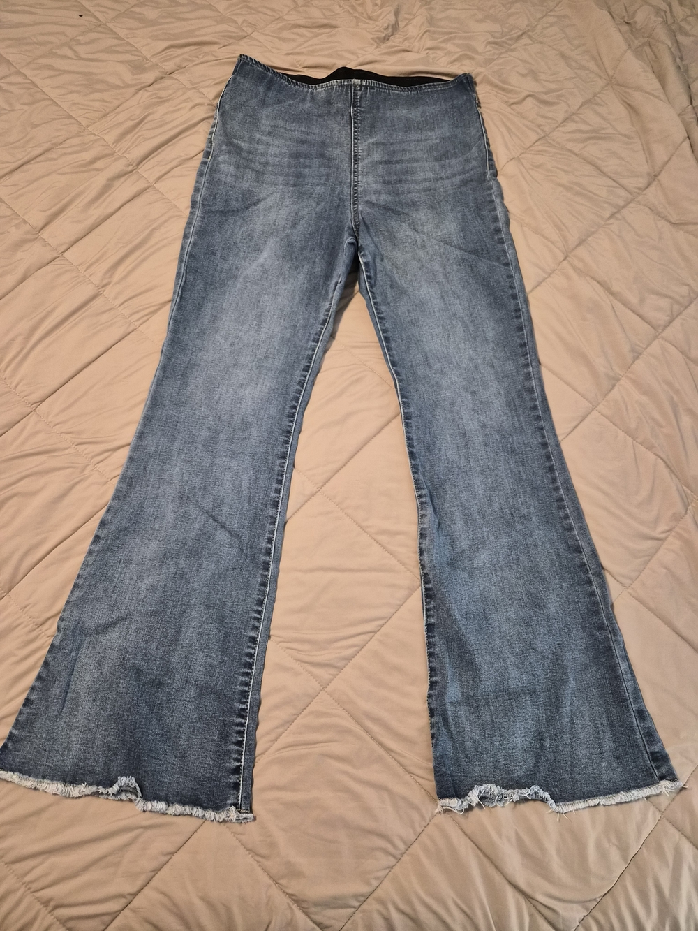 Knox Rose Medium Wash Flare Jeans with Frayed Hem